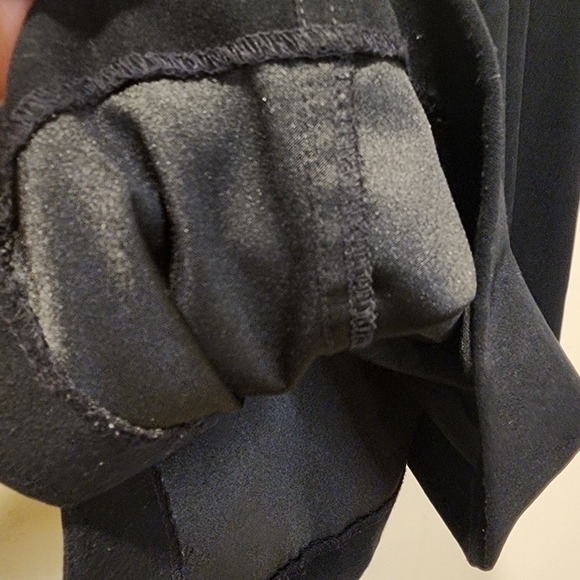 Express black mini skirt size 1/2 - Picture 4 of 8